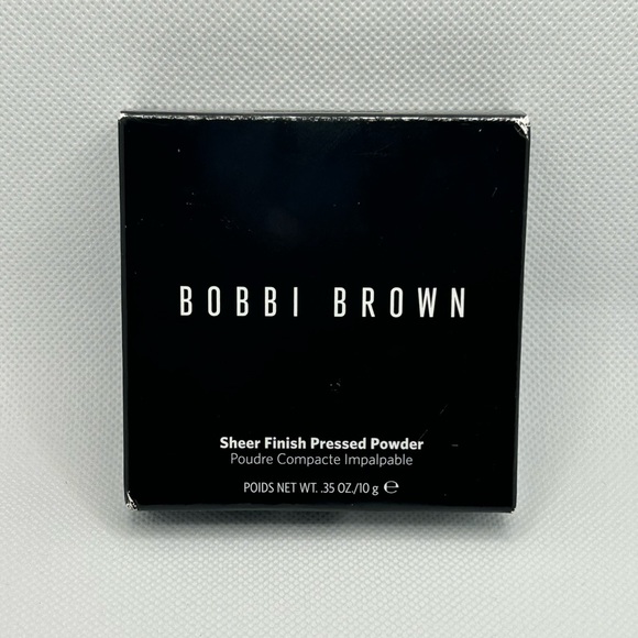 Bobbi Brown Sheer Finish Pressed Powder - Golden Brown - Picture 3 of 5